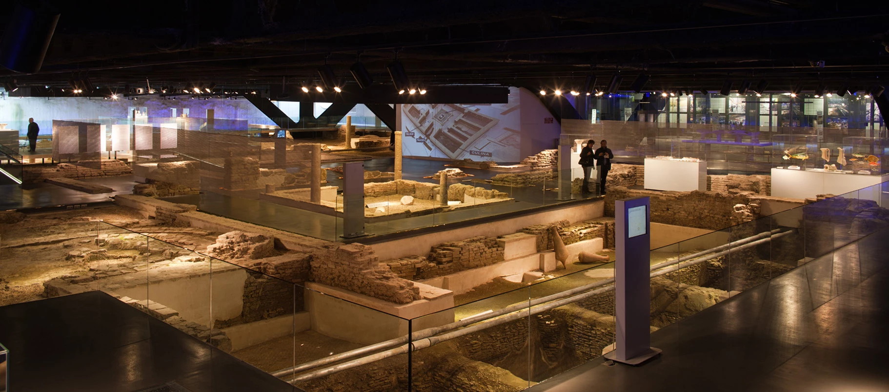 西班牙塞维利亚地下考古博物馆·“无界空间”的创意设计-14