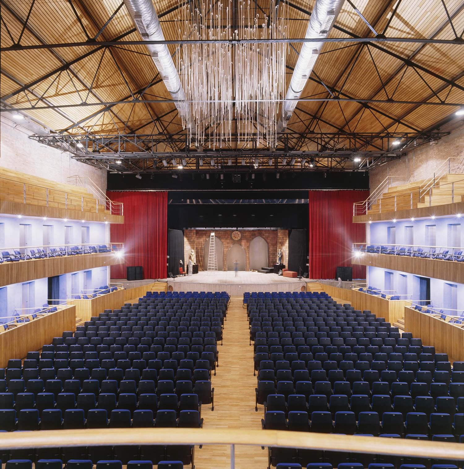 Teatro Polytheama · 重塑"灵魂"的室内设计-5