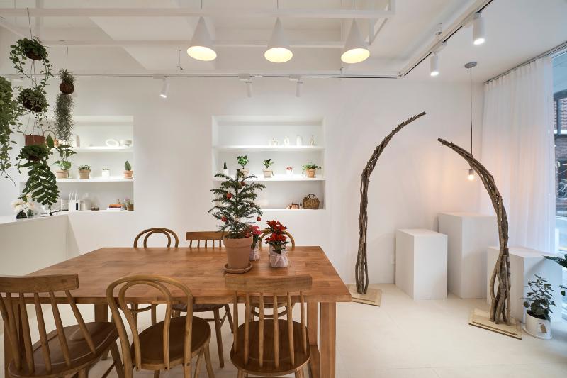 极简白 12 坪公寓的舒适空间-5