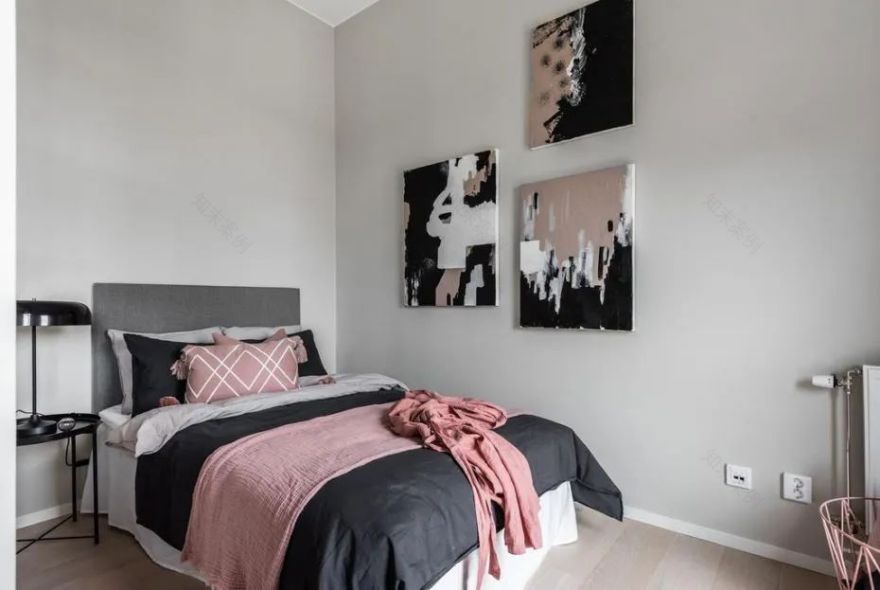 瑞典 40㎡中性风公寓,黑白灰++ 香芋紫,打造温柔独立空间-24