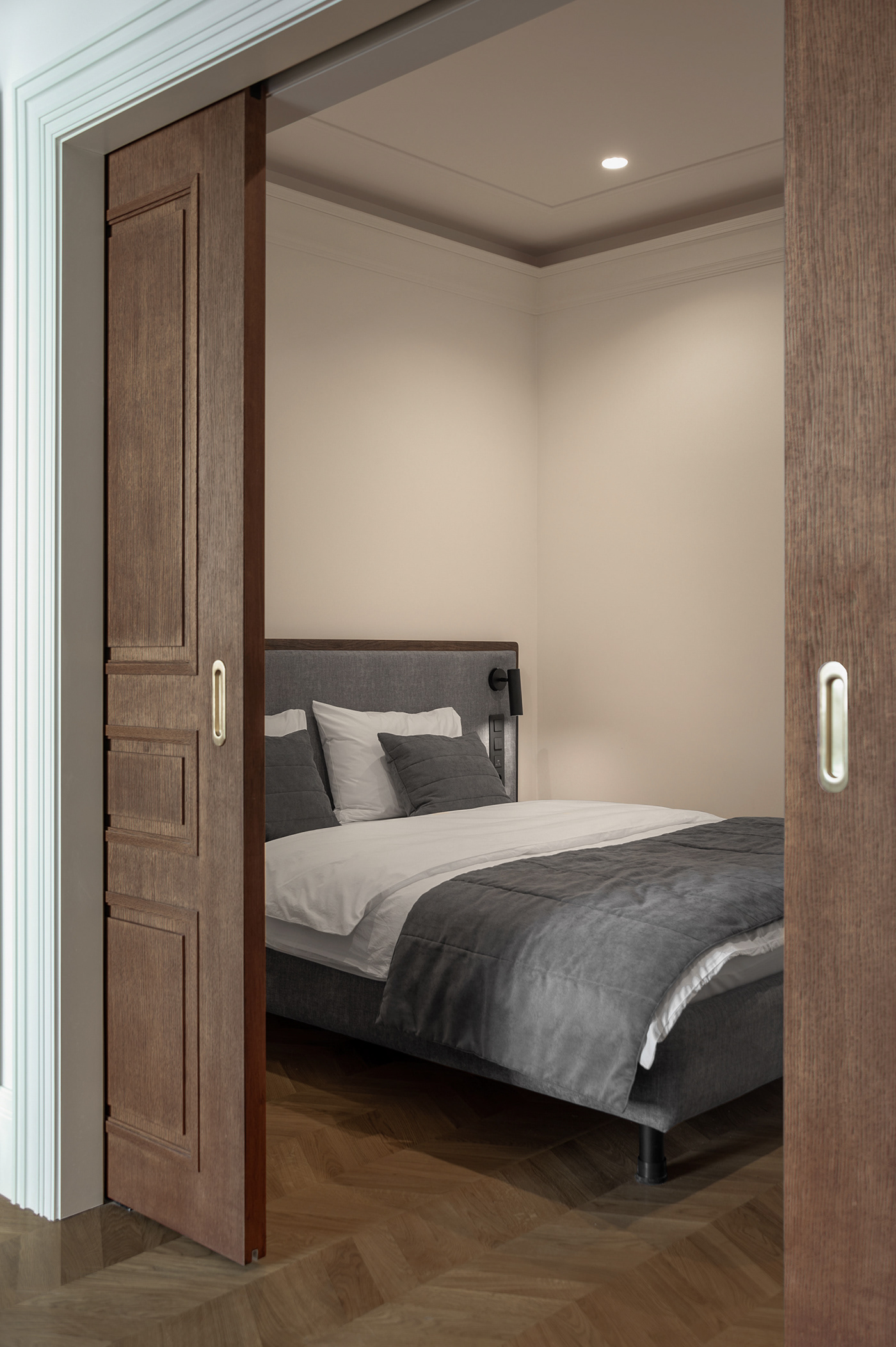 OTS 迷你酒店丨乌克兰利沃夫丨Slava Balbek 等-20