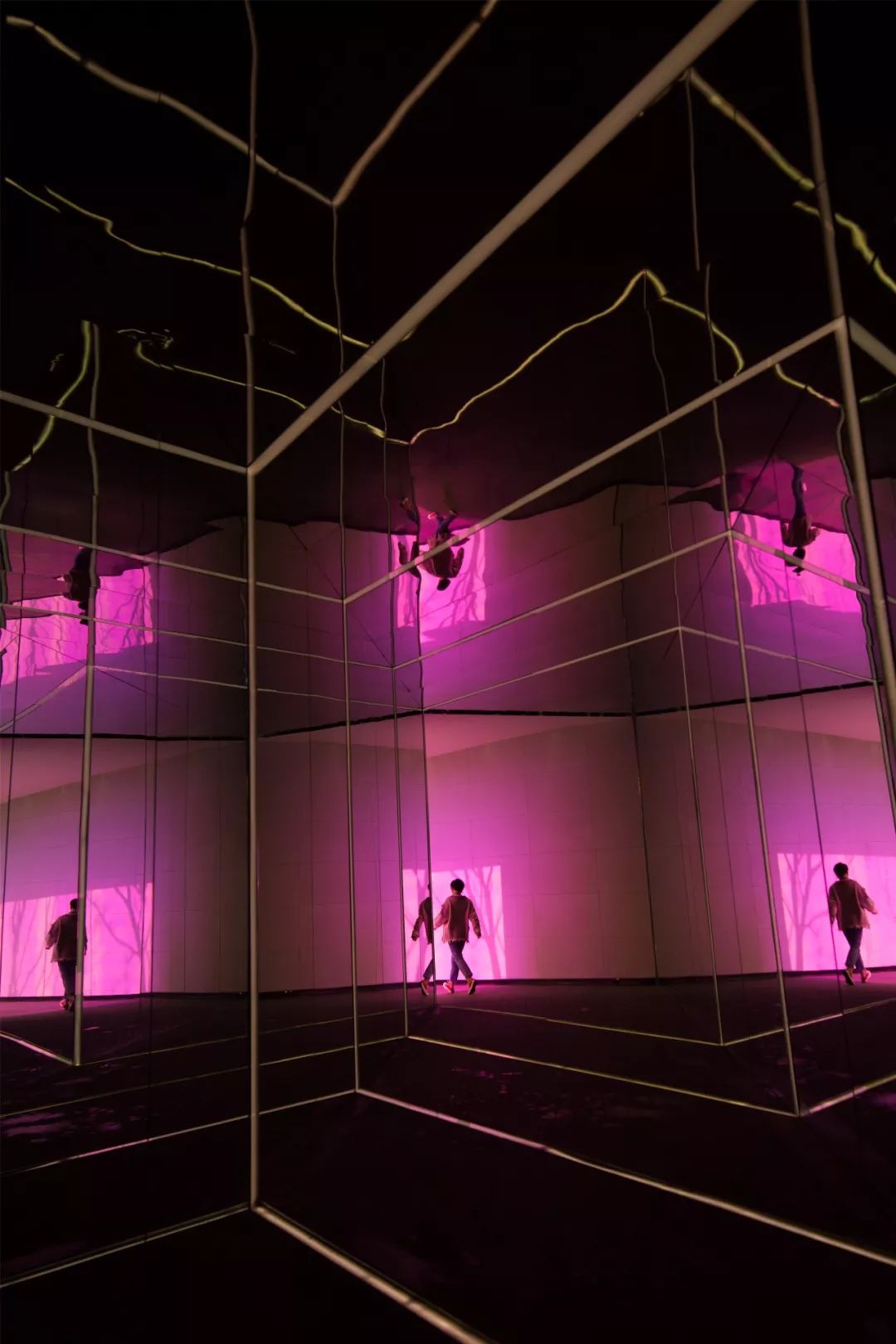 香港置地云山岳 | 无限沉浸的光影艺术空间-38