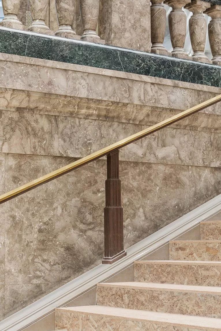 香榭丽舍大街老佛爷百货新旗舰店 | BIG-13