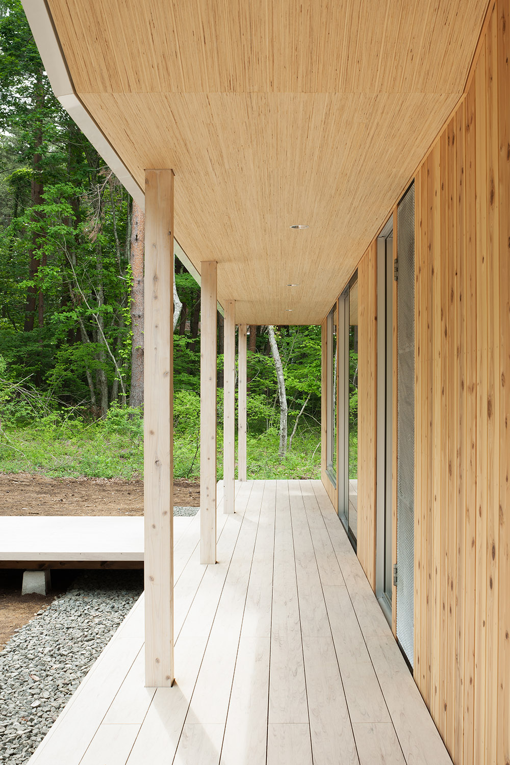 富士山上的折顶屋,日本 / Hiroki Tominaga – Atelier-33