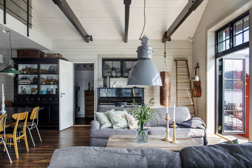 瑞典海岸小岛的工业风红色美墅-5