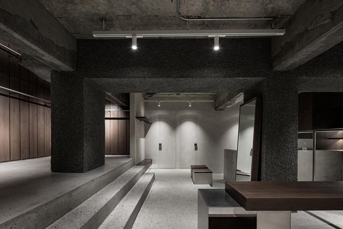 韩国汉南洞 Roughside 服装品牌店丨Labotory 设计团队-12