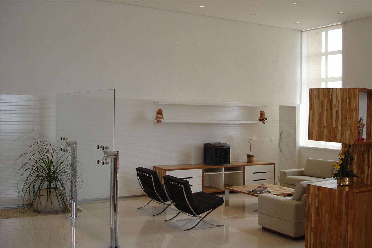 巴西圣殿建筑 · 曲线屋顶与多功能设计-7