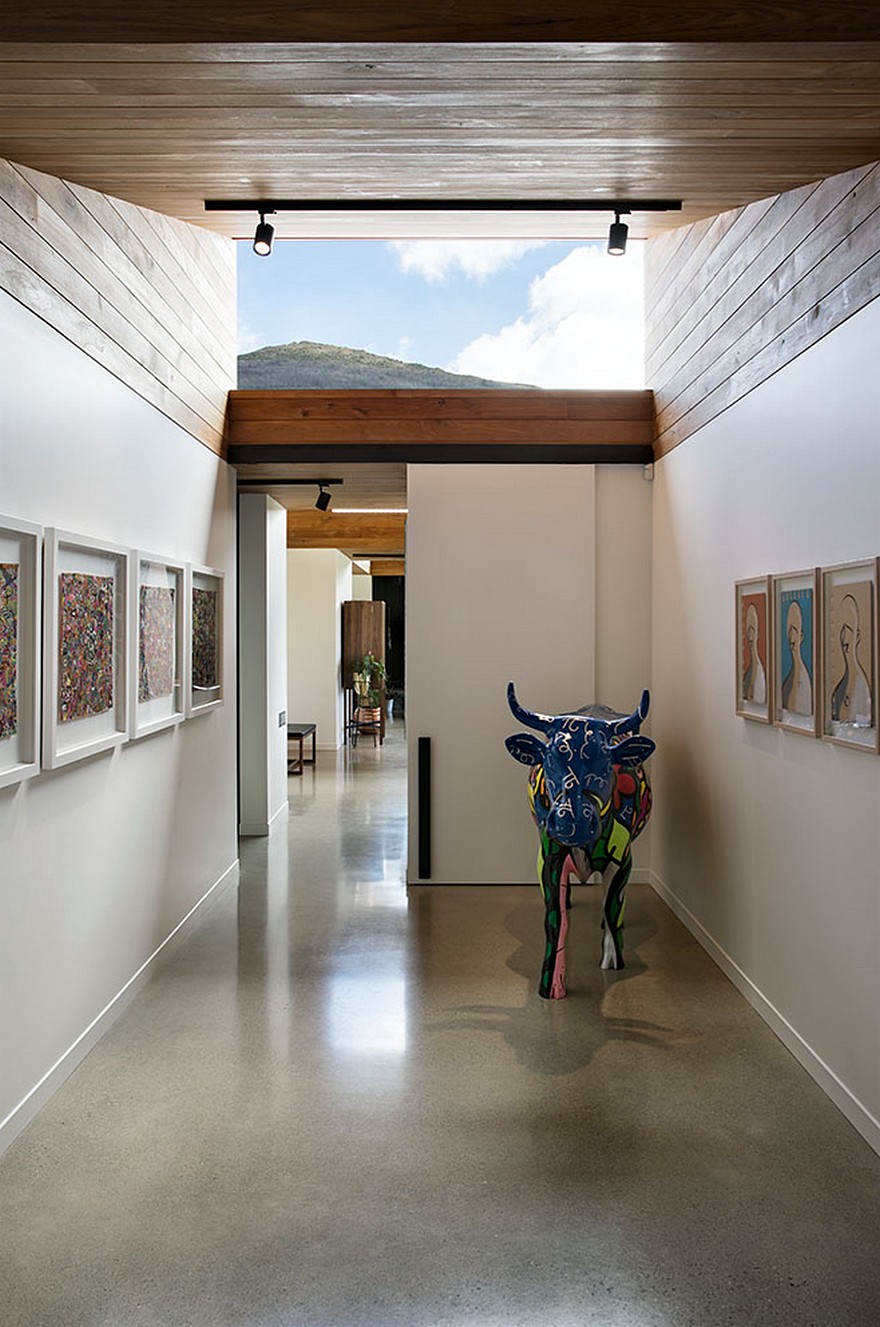 Sawtooth House Overlooking the Shotover River, New Zealand-21