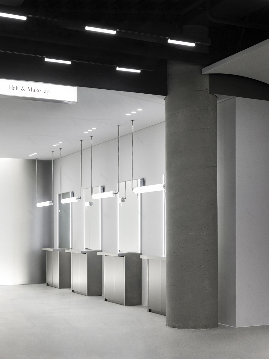 由HE:ARTS、RVMN打造的首尔框架丨韩国首尔-19