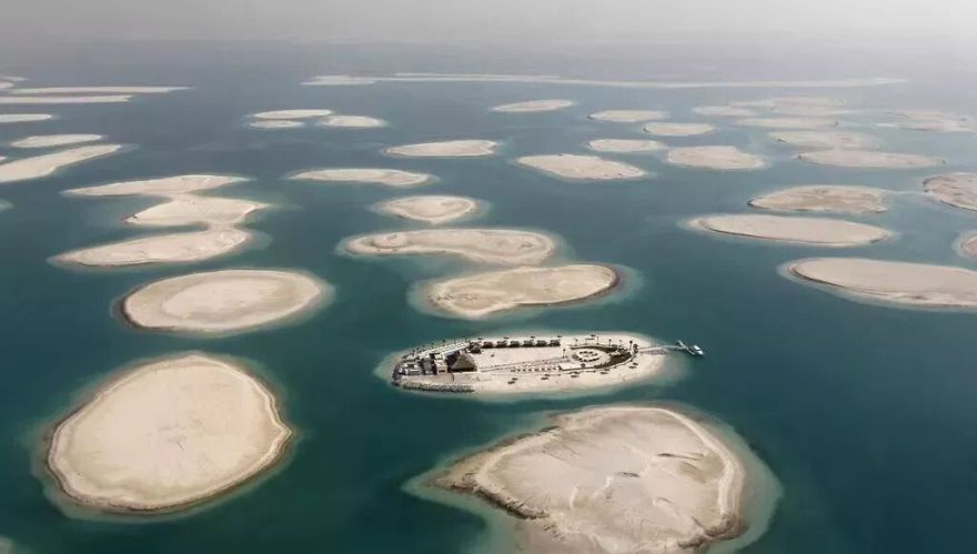 土豪沙特又出神作?450米高山里凿了个“倒立大楼”,进门先坐船钻山洞!网友:先等TheLine建成再说吧……-144