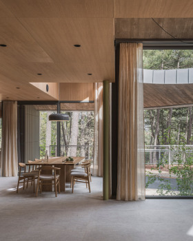 Camp Alliances house has "reciprocal relationship" with Spanish forest