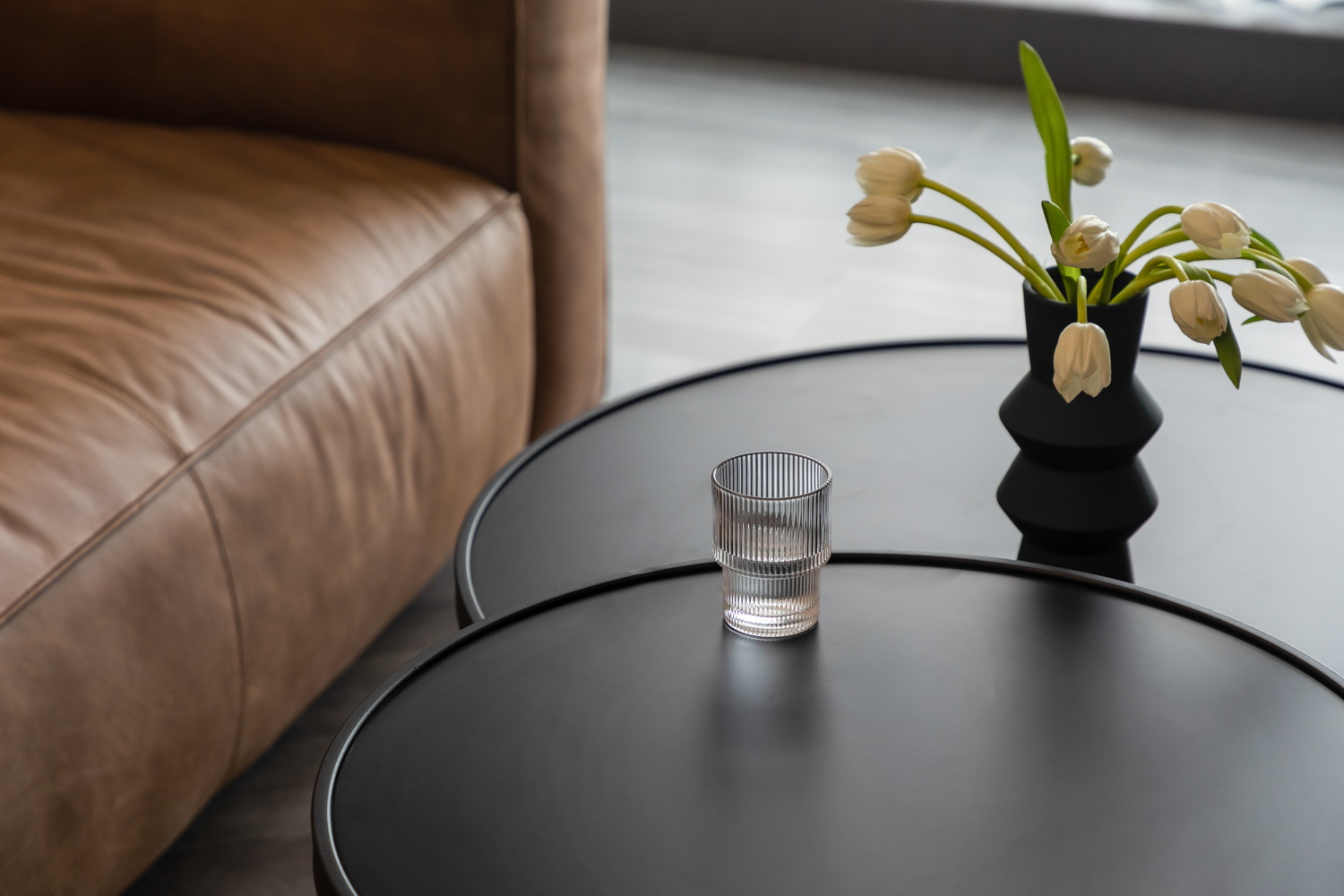 秋日暖阳 · 小户型高级灰设计-33