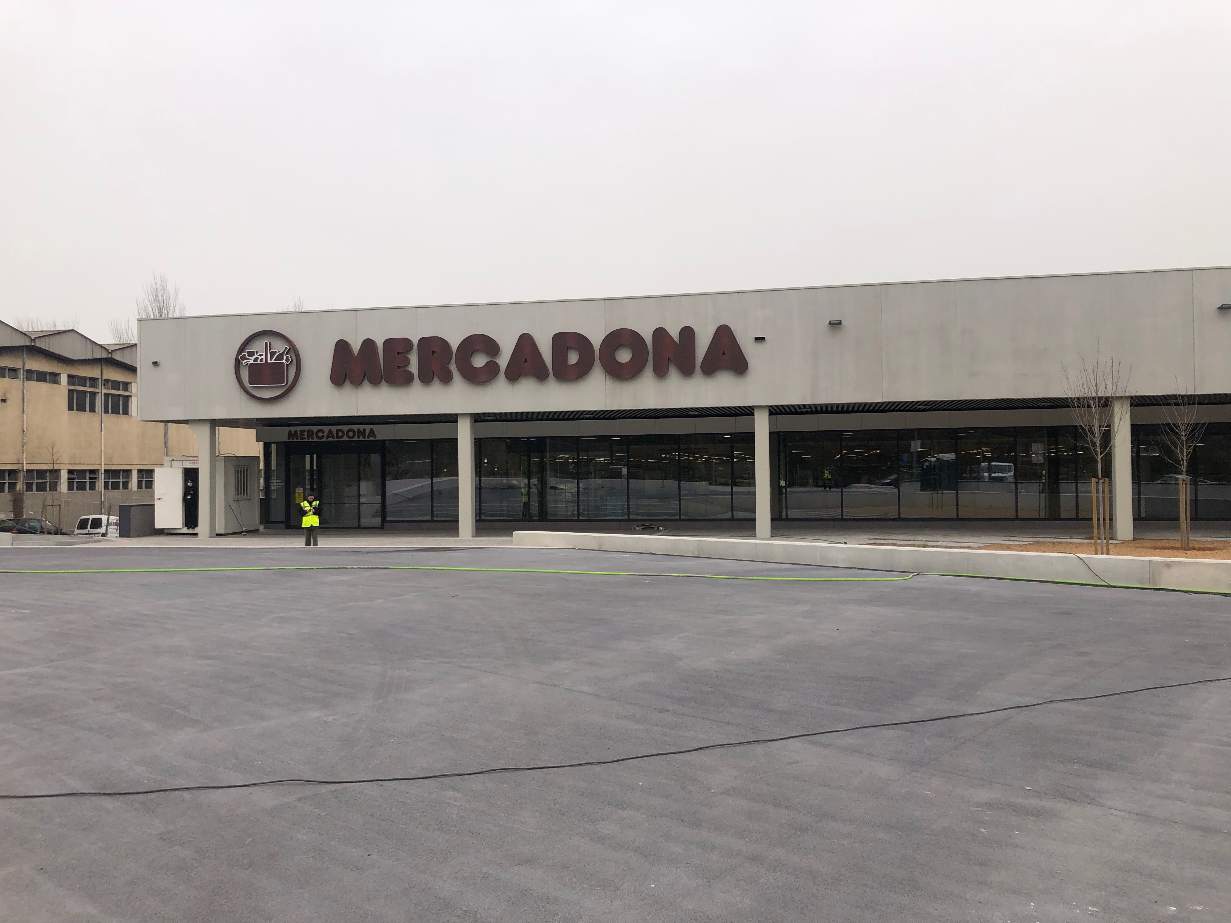 Mercadona Cães de Pedra 超市丨HAS  Hinterland Architecture Studio-4