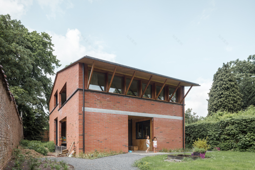 tmEK House | BLAF Architecten 的砖构建筑实验-0