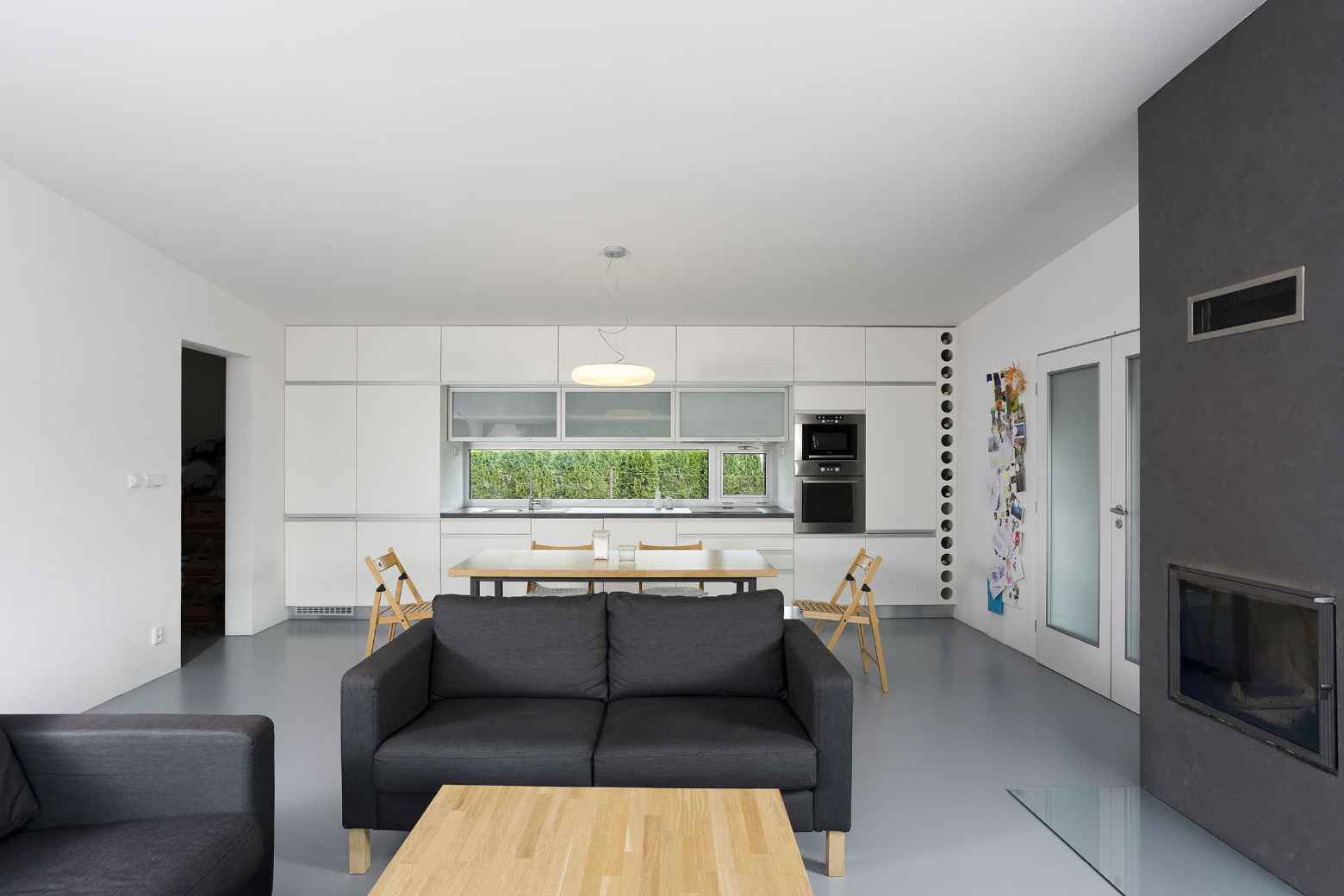 丨未明确具体公司,设计师有Kamil Mrva等-18