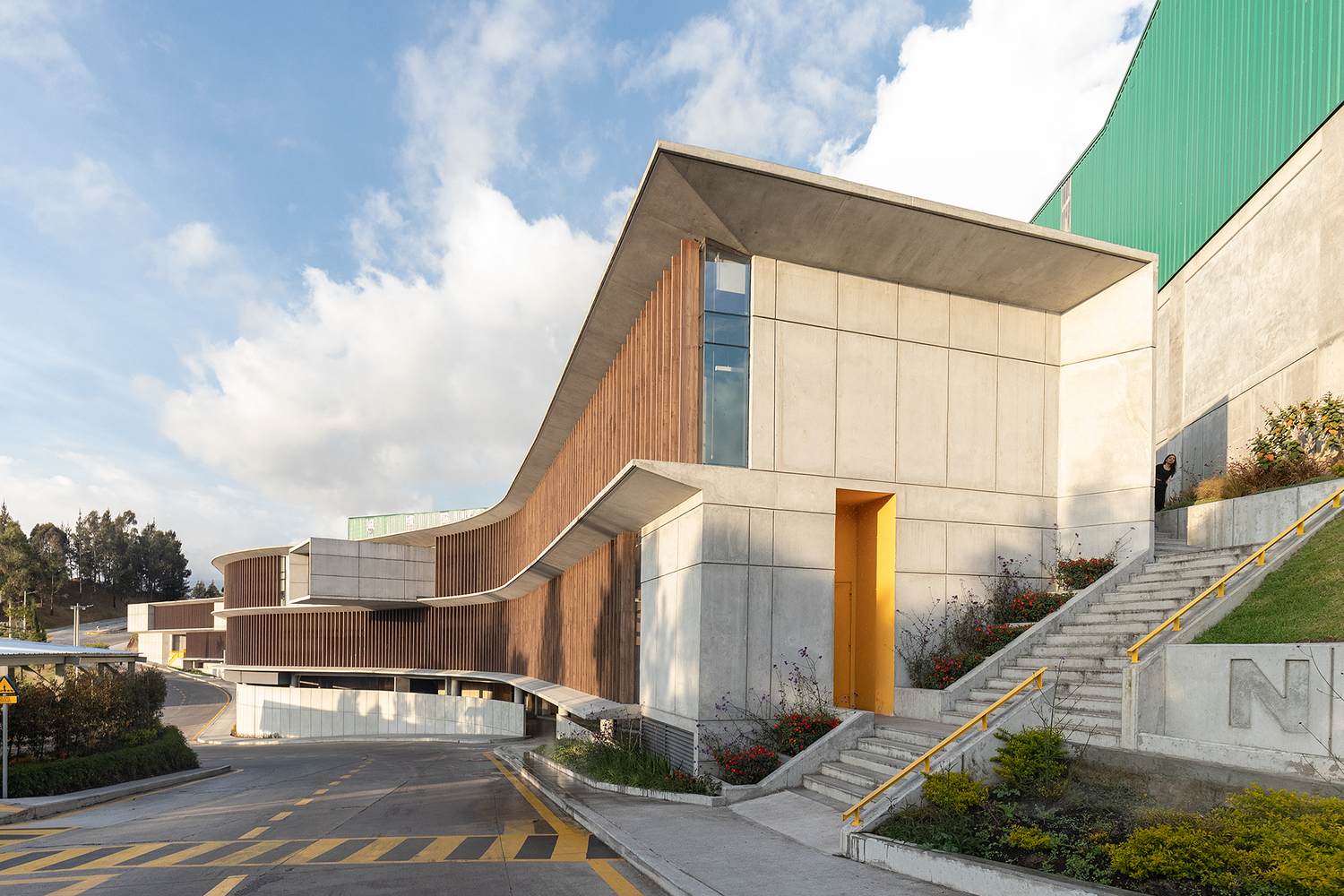 诺沃潘办公室丨厄瓜多尔丨Diez + Muller Arquitectos-52