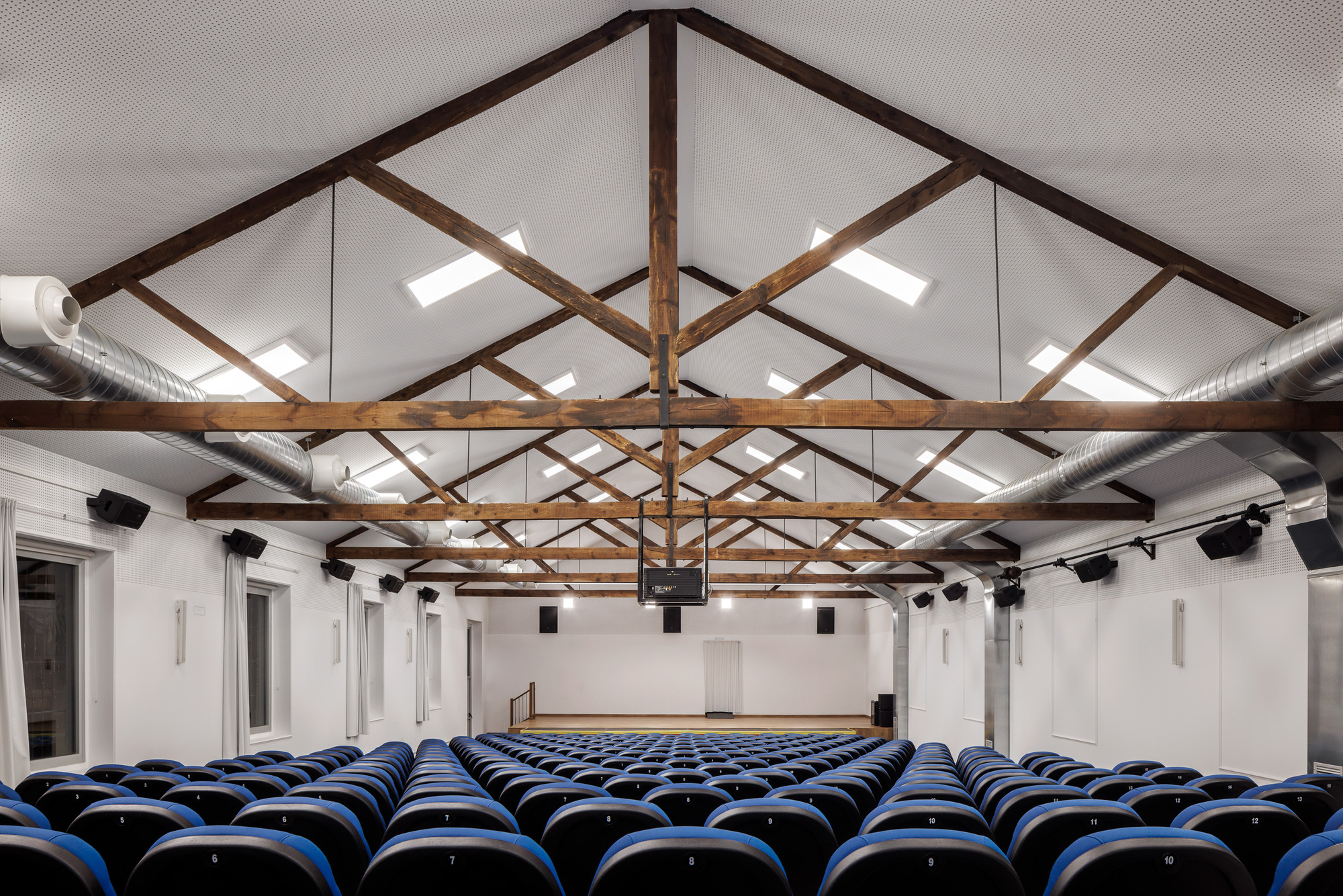 Brea de Aragón 剧院和电影院丨西班牙萨拉戈萨丨Radiz Arquitectura-25