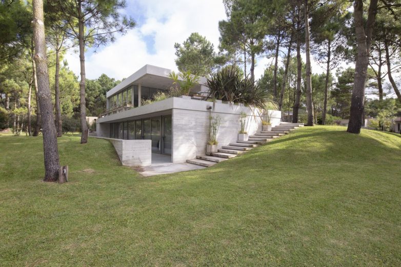 House With Ten Pines（库察萨德塞特博罗瓦）丨阿根廷丨Estudio Frolik-37