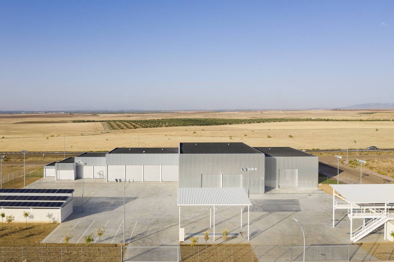 西班牙 Villanueva de la Serena 工业建筑设计丨Estudio Arquitectura Hago-35