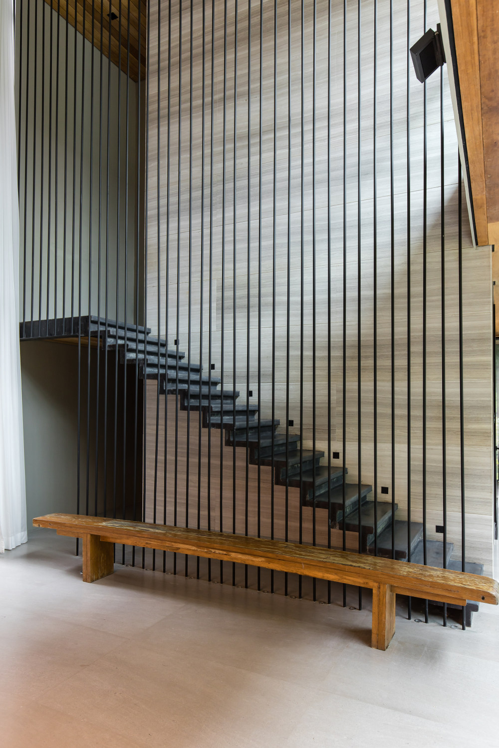 马尼拉特新房子 (2020) | 室内外融合的城市别墅-27