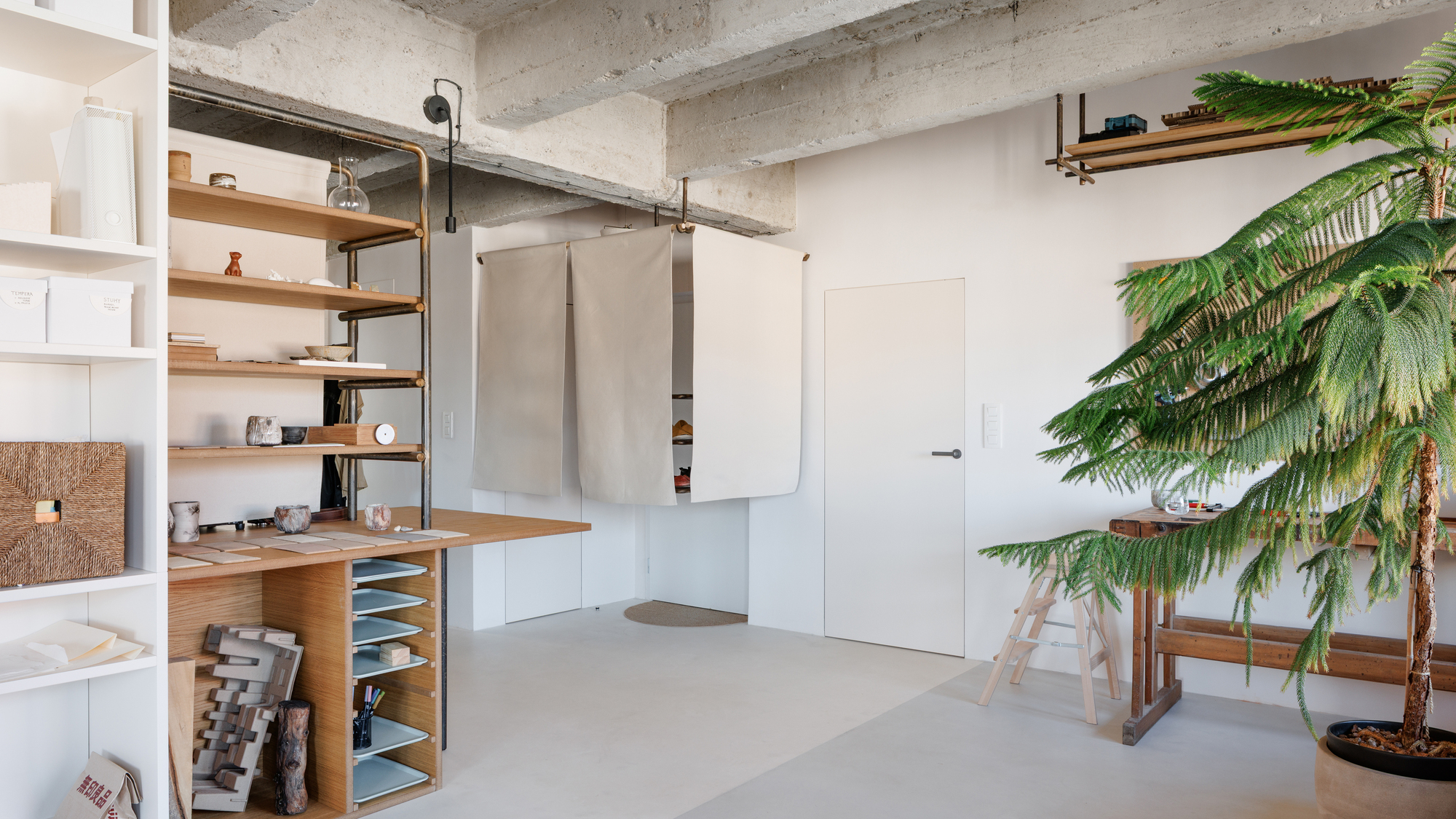 Apartment Conversion into a Creative Studio / alchitekt-9