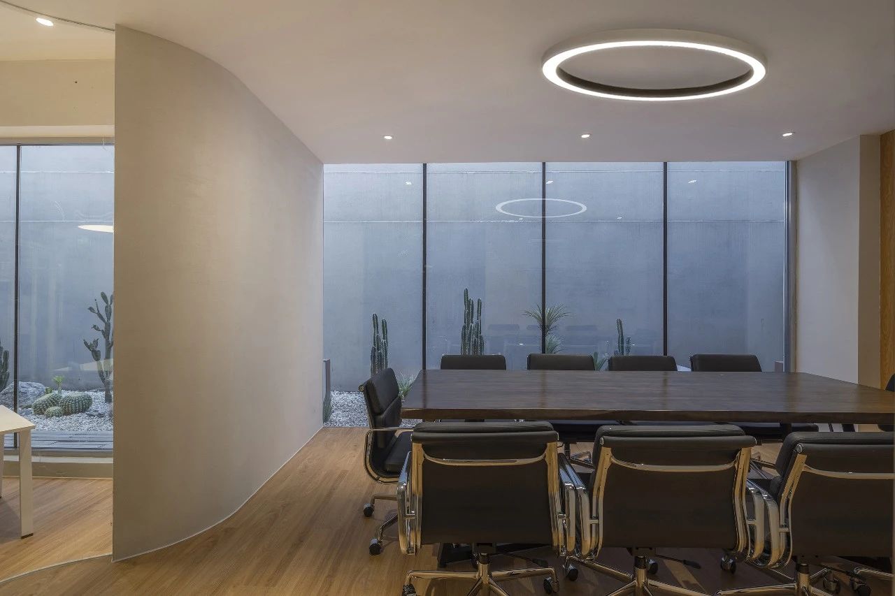 视丘道办公空间设计丨中国北京丨里外工作室-31