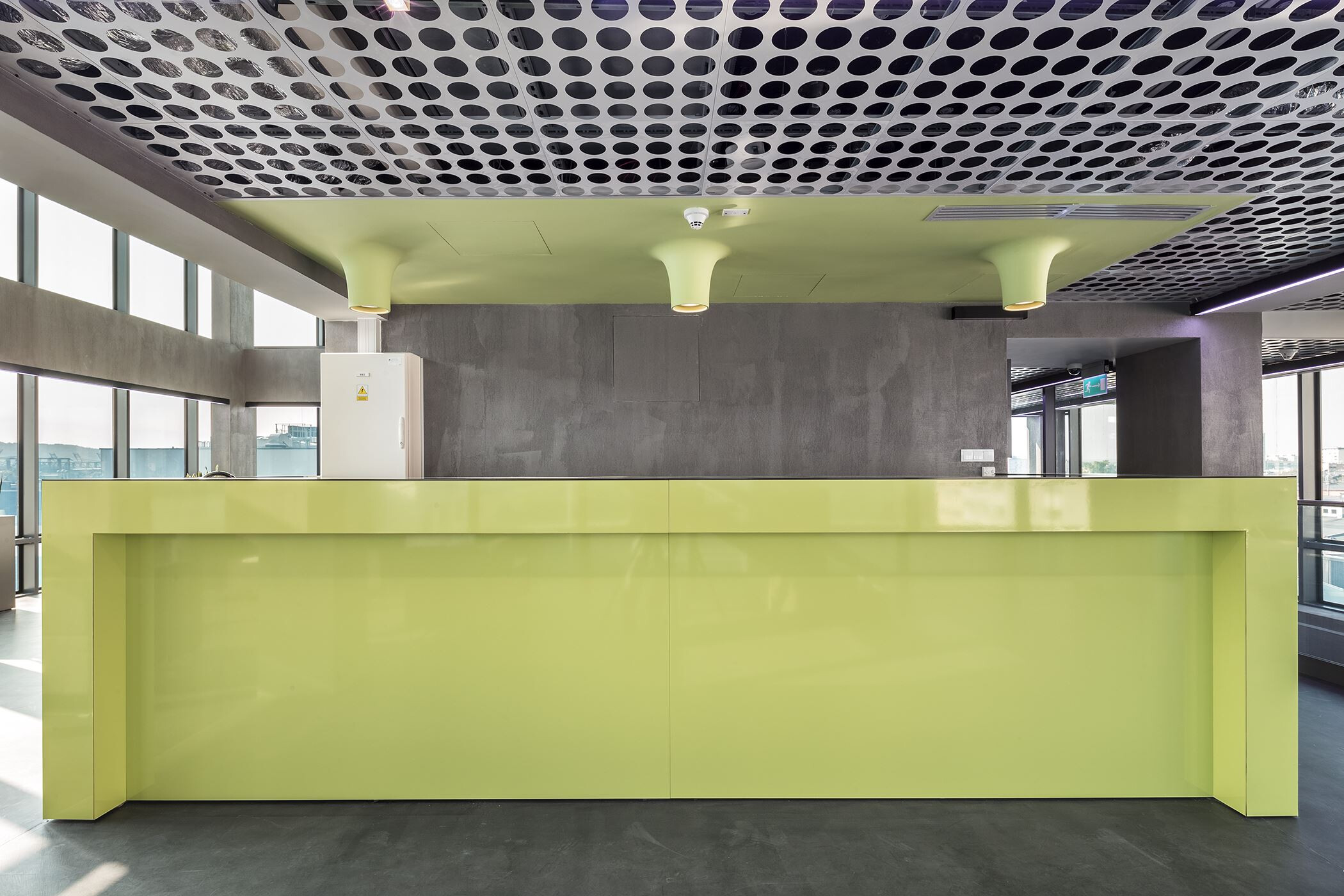 波兰 AGH 科技大学现代室内设计案例解析-19