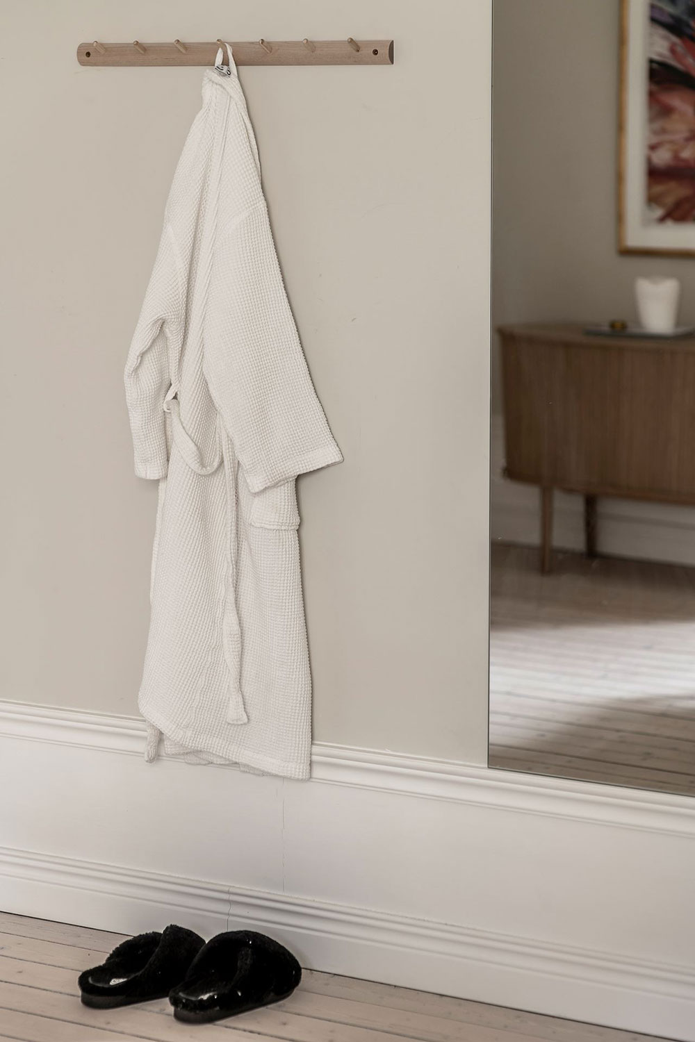 瑞典哥德堡优雅公寓 | 木质厨房与柔和色彩的完美结合-20