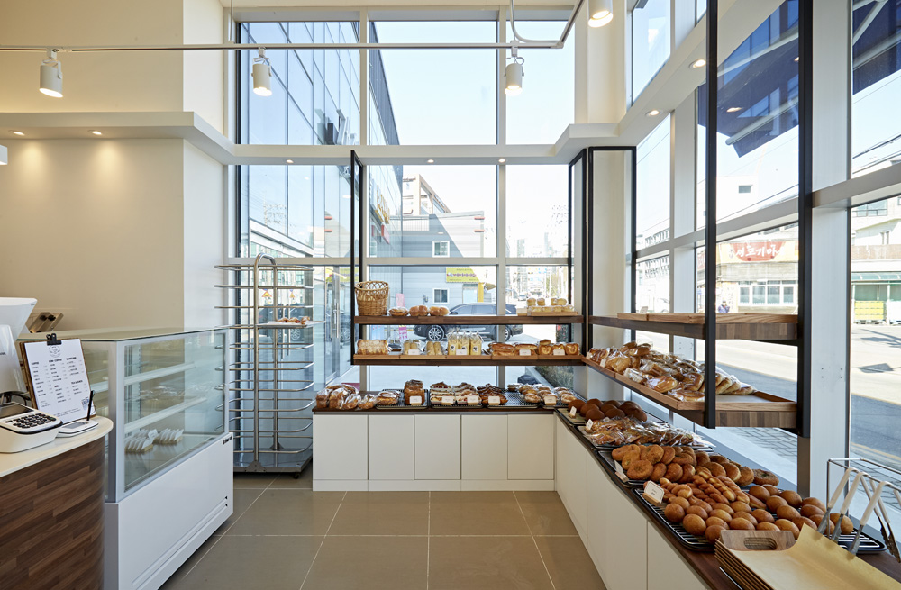 现代简约风格的 12 层新建筑室内设计-6