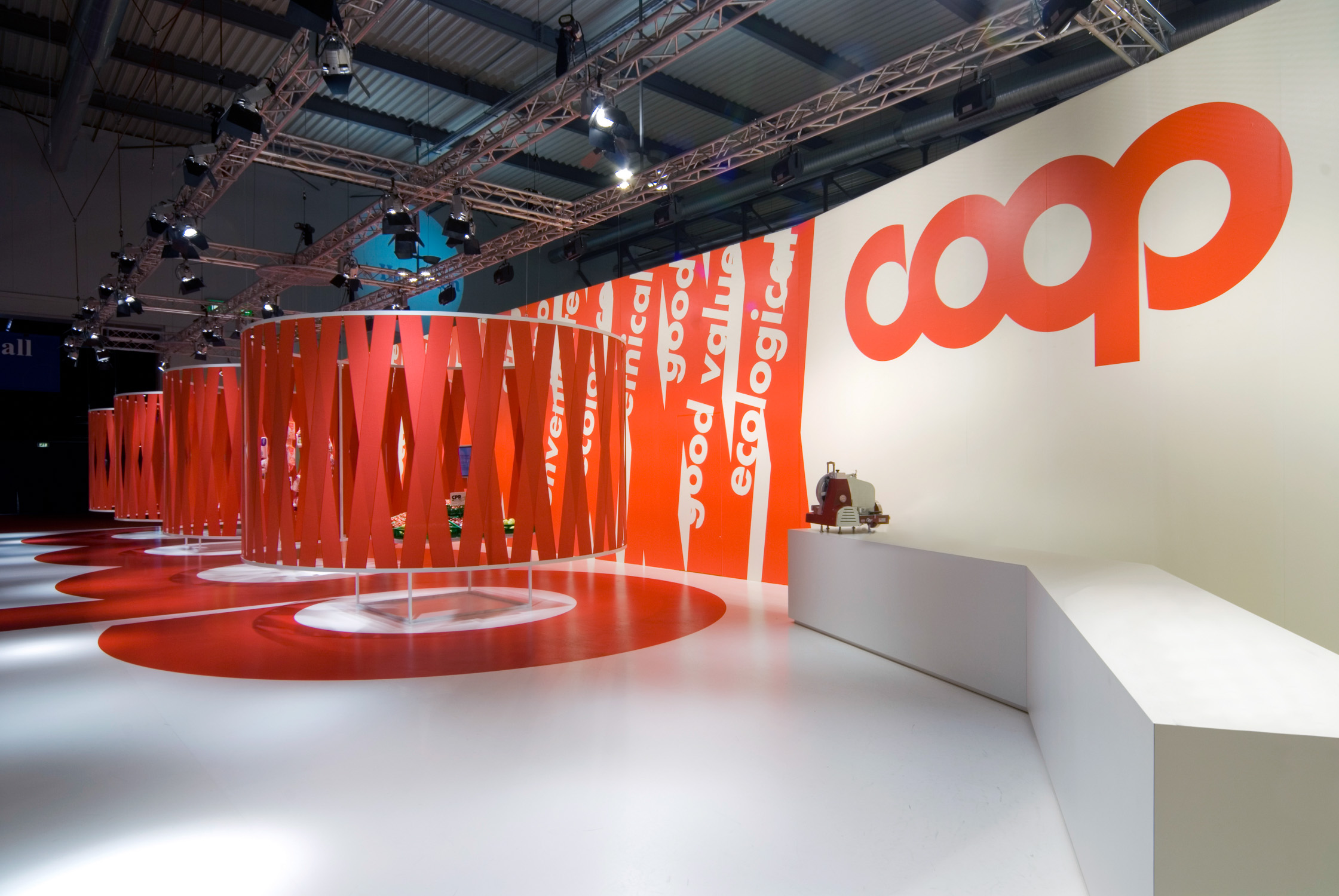 米兰 ECR 07 展台设计 · Coop 意大利超市的协作管理展示-14