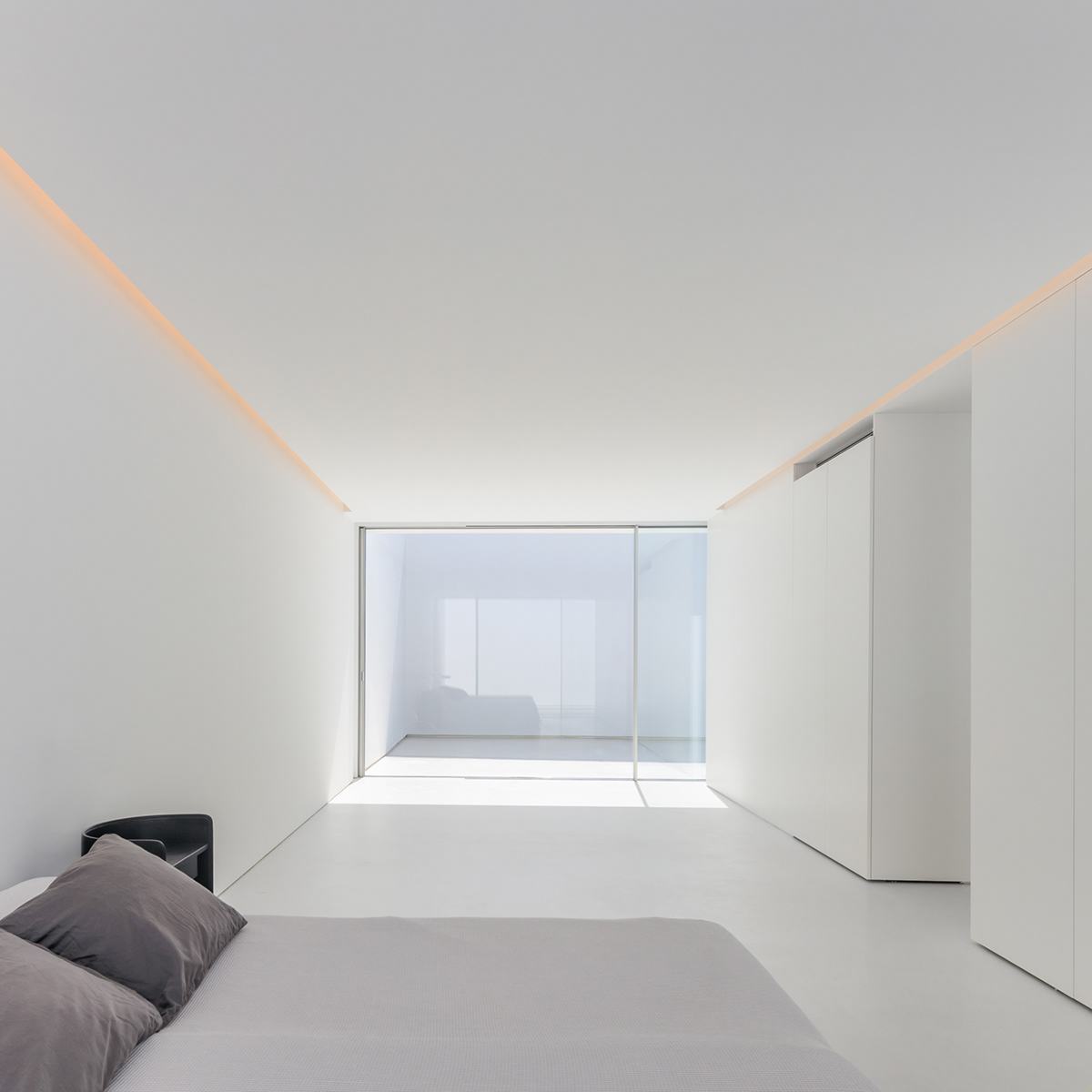 极简纯白顶层公寓丨弗兰西尔维斯特-27