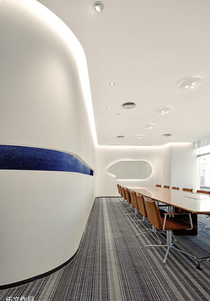 沙驰企业文化中心——超高层高下的灵动办公空间-13