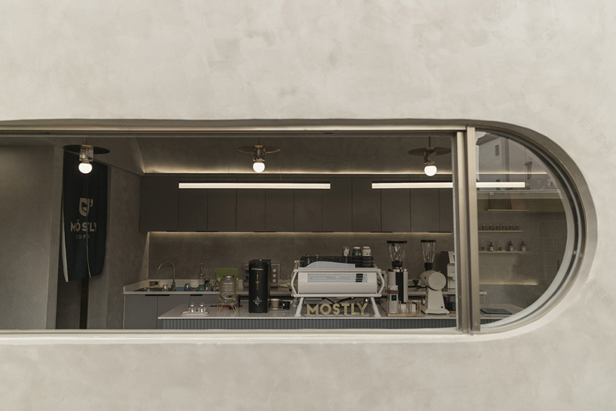 佛山Mostly Cafe | 灰盒子里的洞穴空间-27