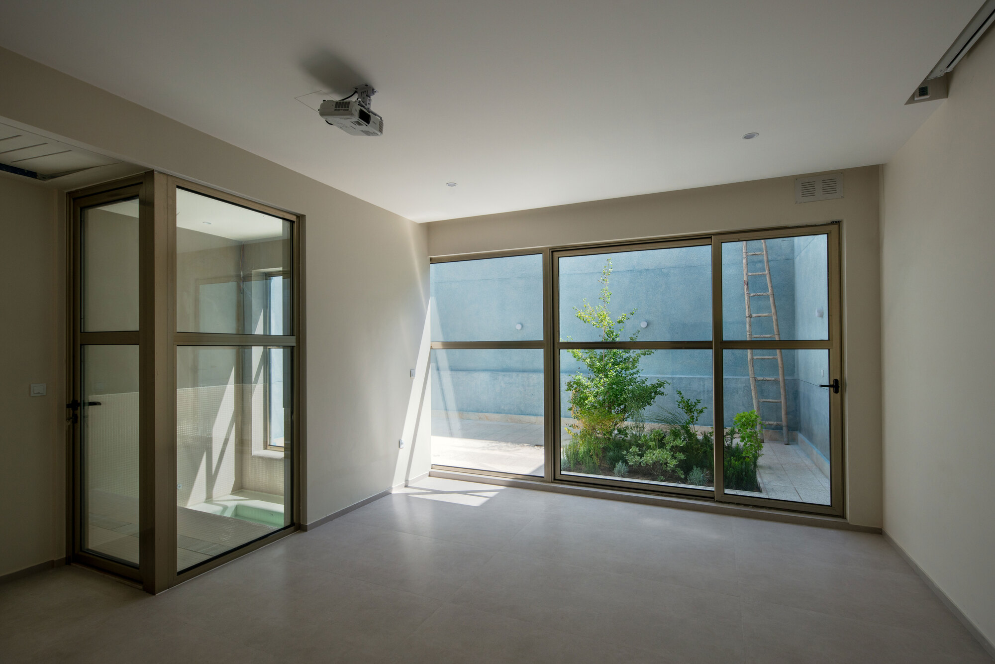 卡拉 OK 厅,男士办公室丨伊朗-26