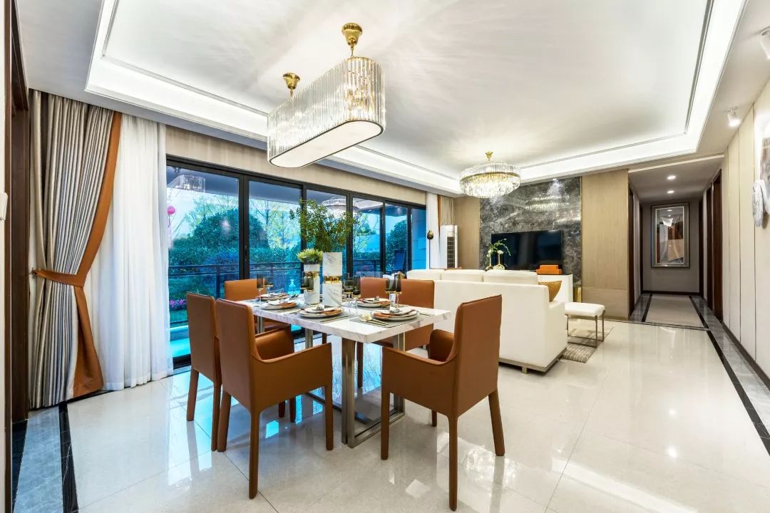 泸州蓝光水岸公园样板房 | 轻奢橙白，宇宙星空儿童房-15