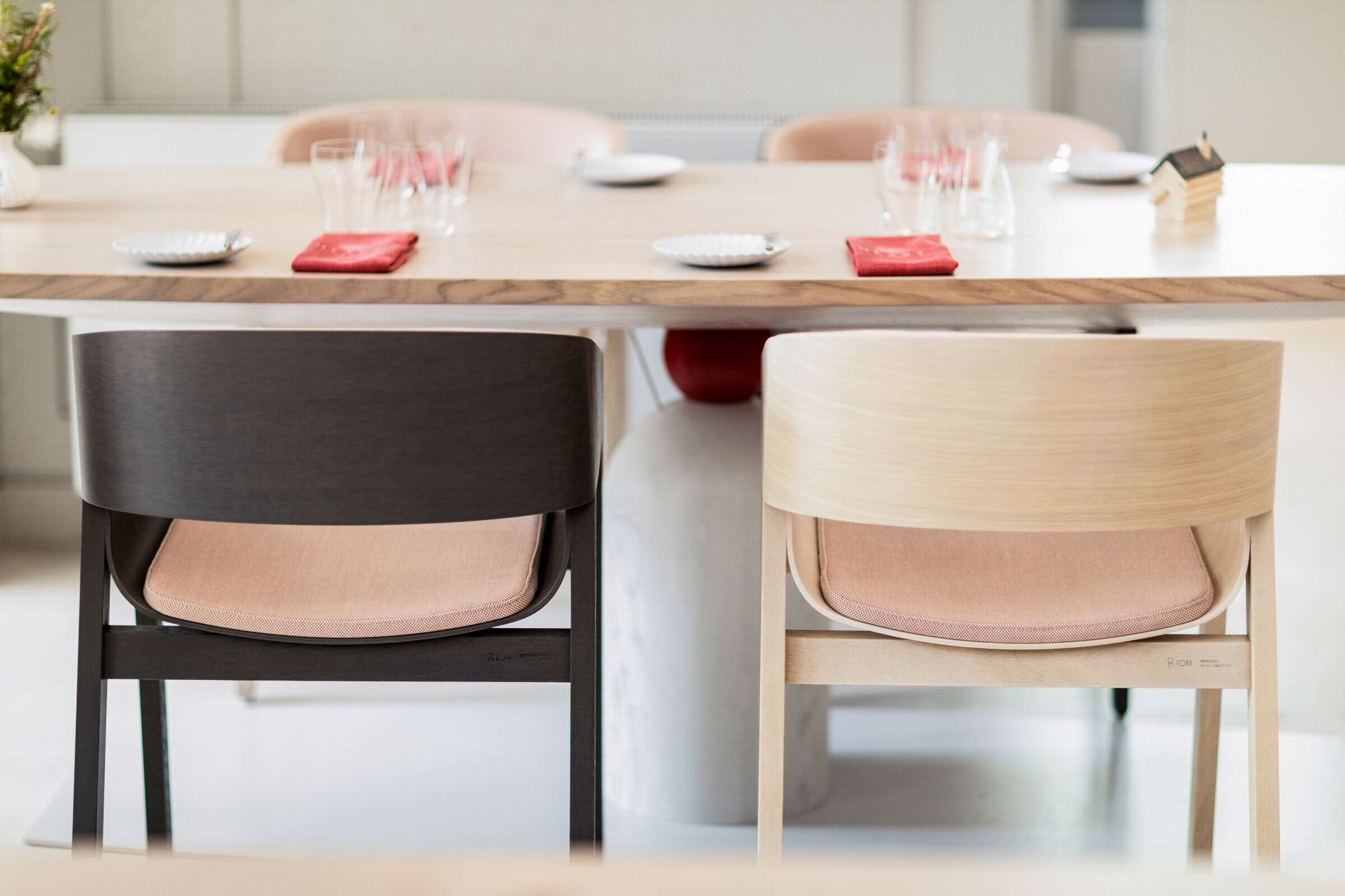 “自然之恋” 波兰知名主厨 Amaro 的“心”餐厅丨IDEOGRAF Paulina Czurak-13