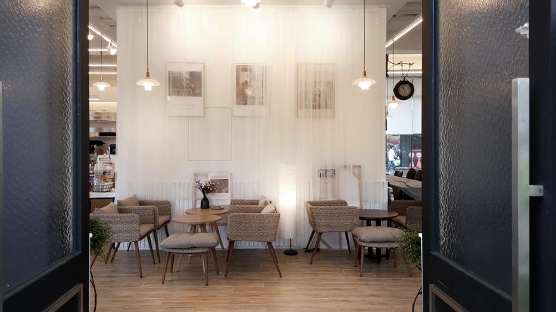 极简 45 平咖啡厅设计 打造温馨宜居空间-10