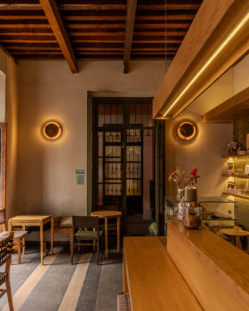 La Cuatro Barra de Café