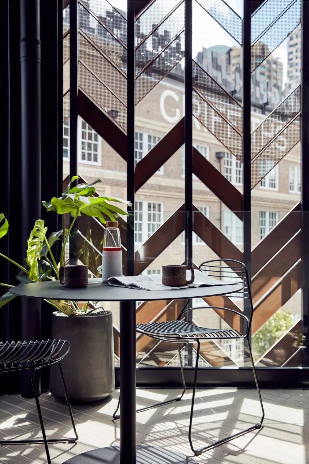 原来还可以这么玩，从一间废弃工厂打造的酒店设计找灵感-23