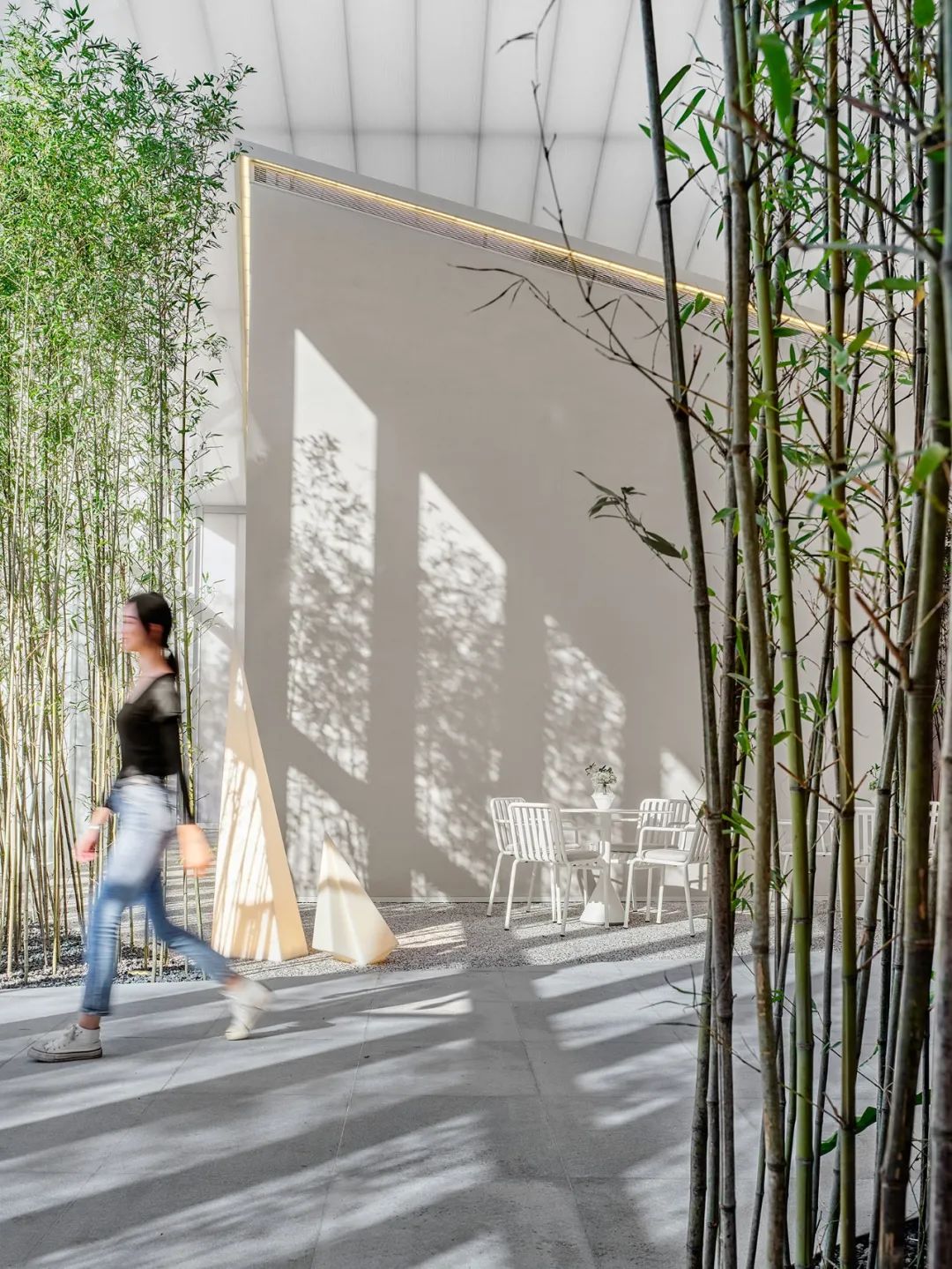 实地清远蔷薇熙岸销售中心丨中国清远丨新加坡FORMWERKZ-28