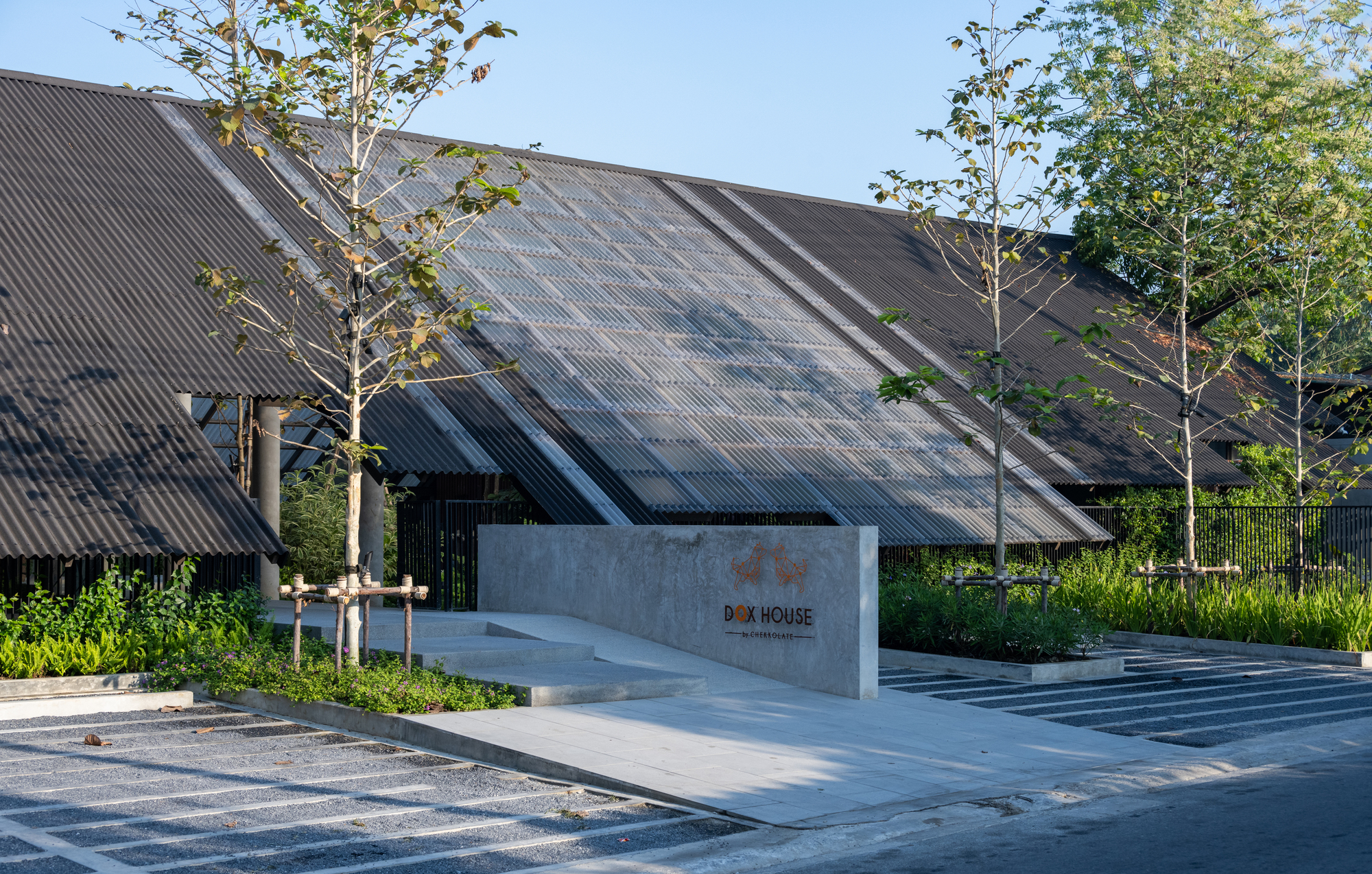 Dog,Human House,EKAR丨泰国佛统-38