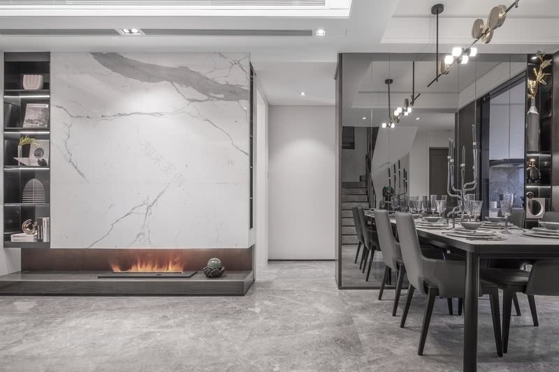 武汉绿城凤起乐鸣叠拼样板房 | 艺术与现代的完美融合-2