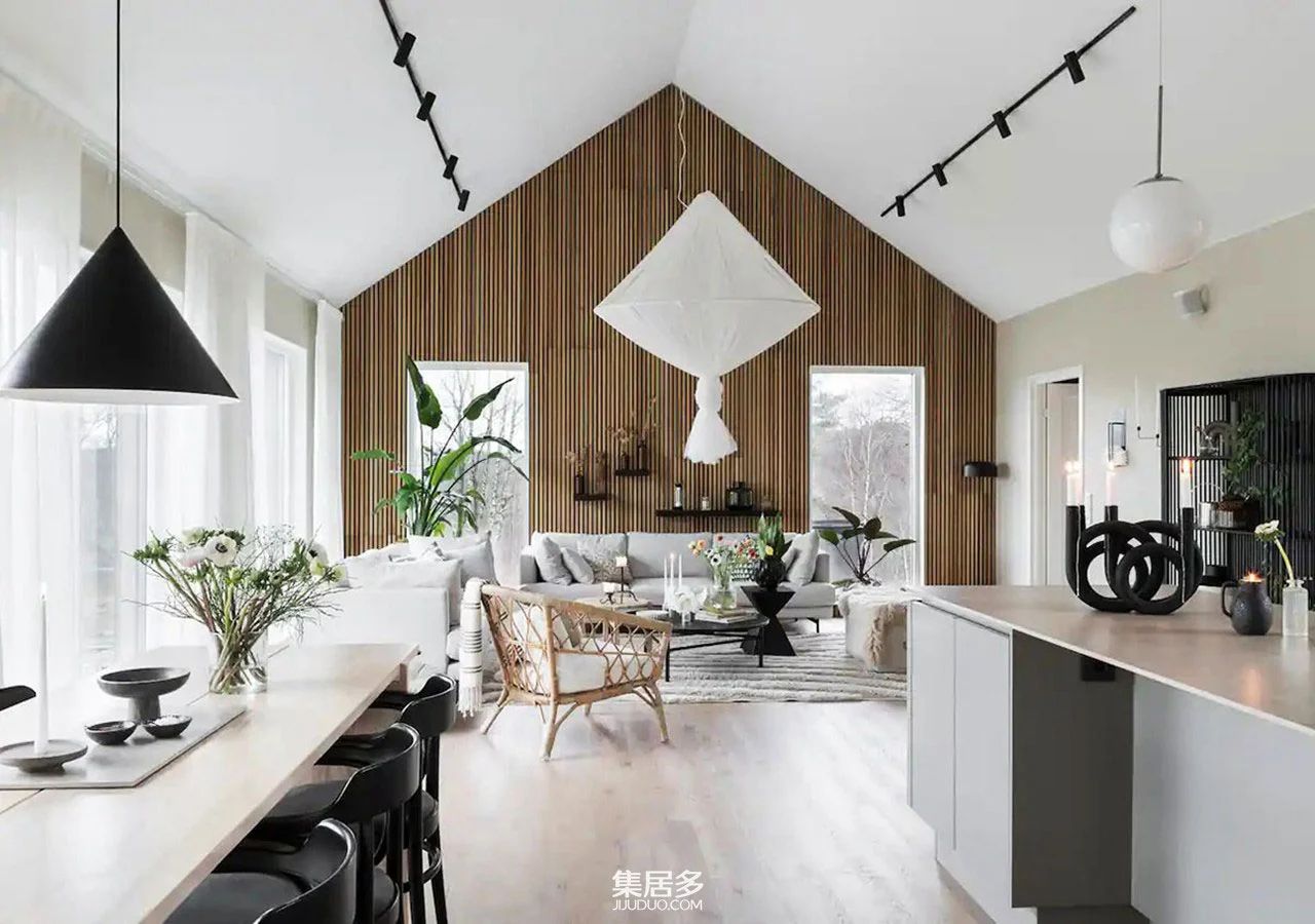 瑞典森林中的现代谷仓风小屋丨当地知名的建筑师和设计师-0