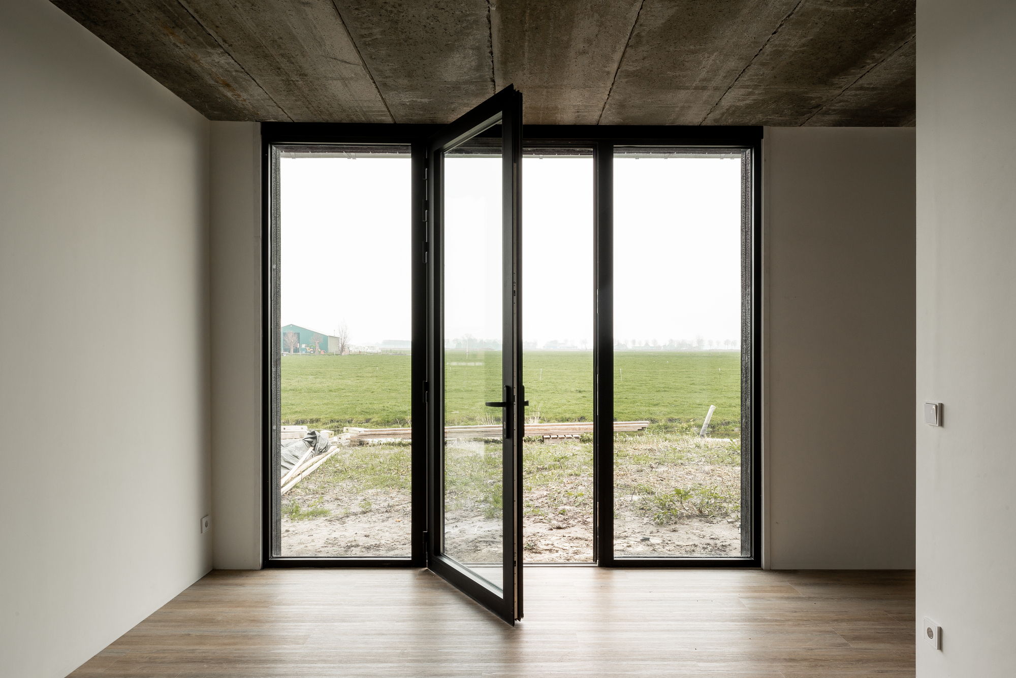 荷兰 Spierdijk 谷仓住宅丨Kevin Veenhuizen Architects-17