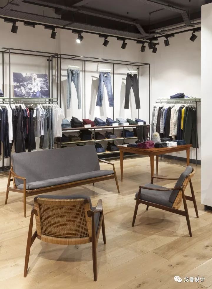 英国风情高档服饰概念店设计-15