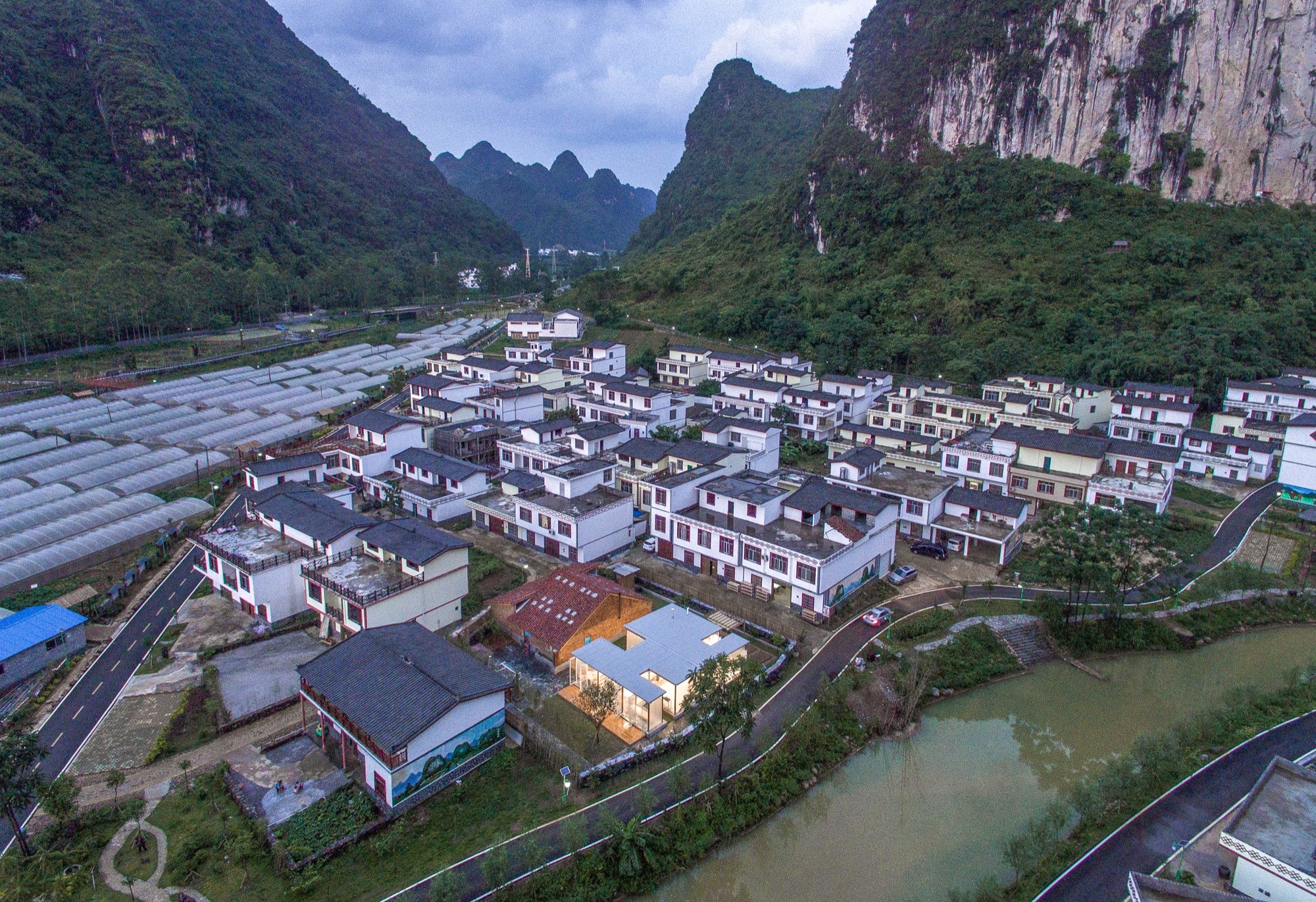 中国南宁南苑温泉馆设计丨先进建筑实验室,原榀建筑-19