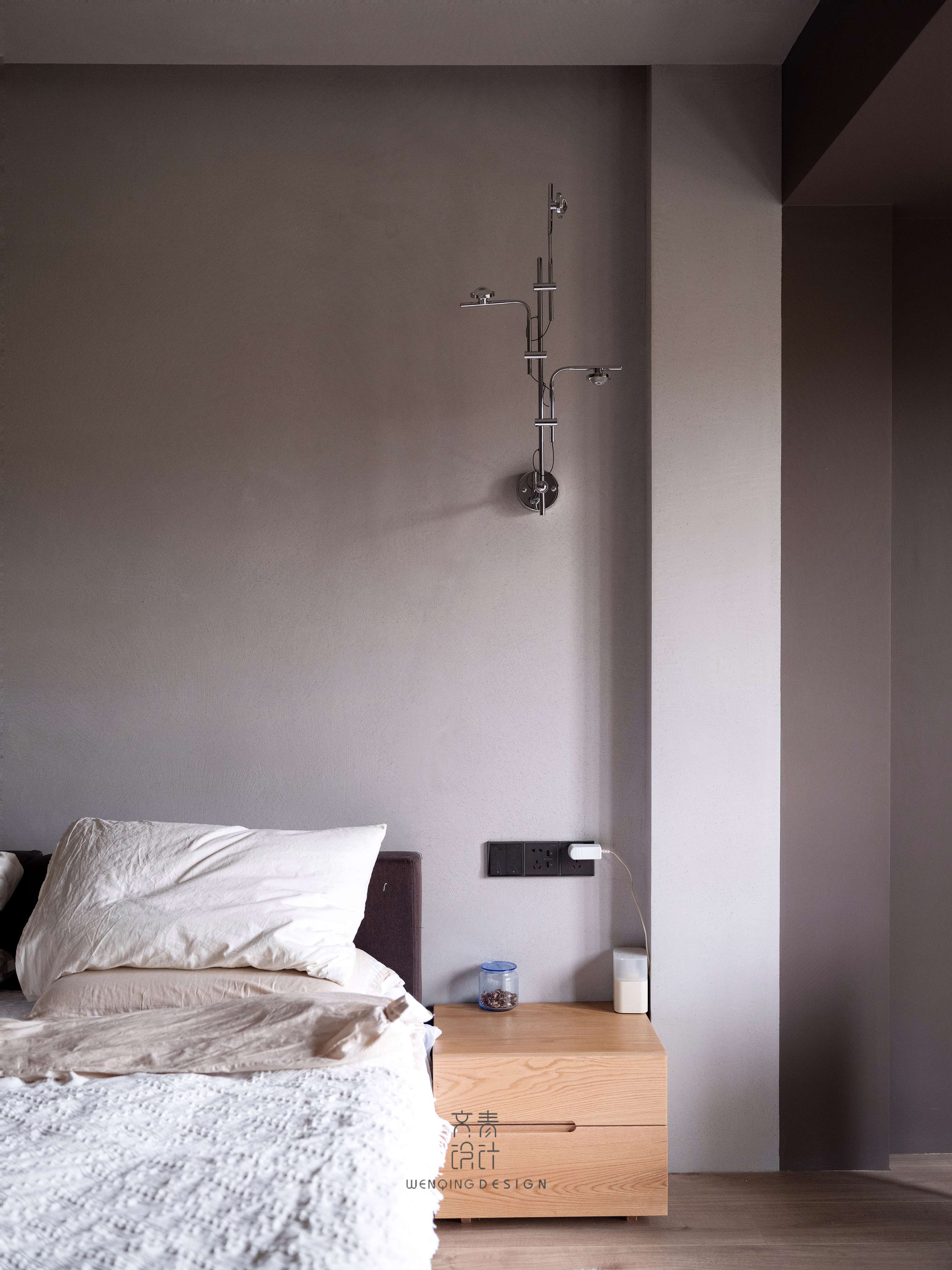 极简主义下的多彩地下室设计-73