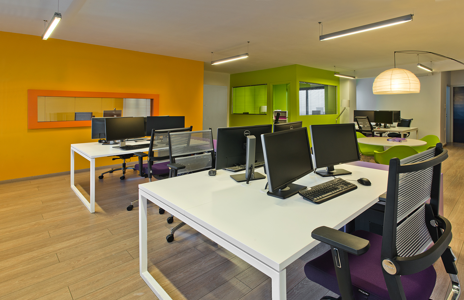 Softomotive 软件公司办公室翻新-22