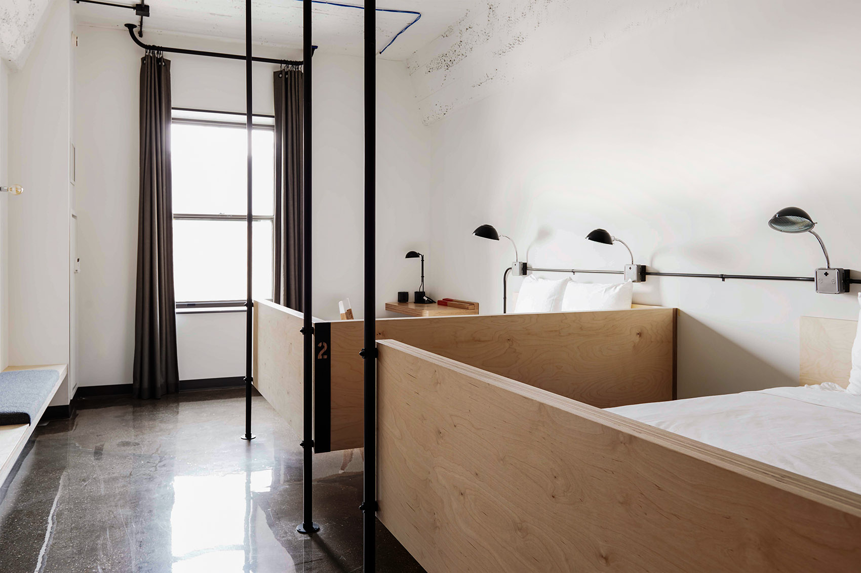 Robby Hall 青年旅社，芝加哥 / Ciguë + Delordinaire-21