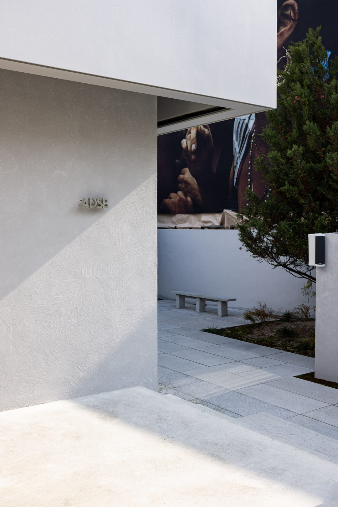 韩国  Creative Studio Unravel 10 个先锋设计 -281